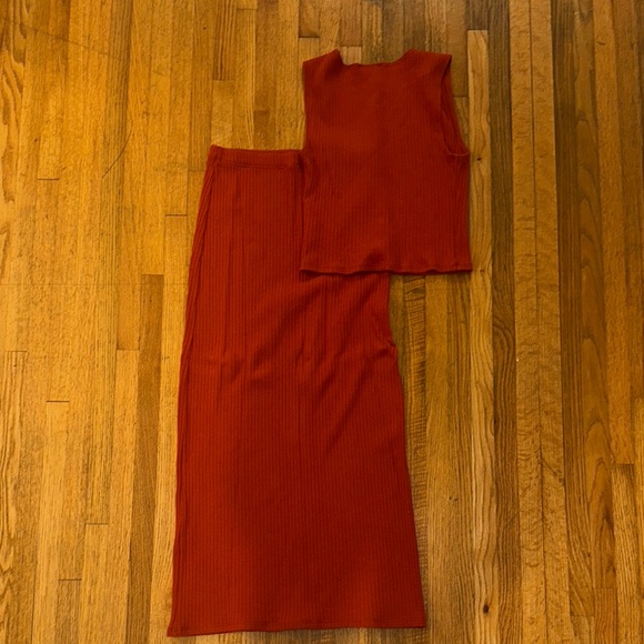 Reformation Rust Skirt Set - Picture 3 of 3